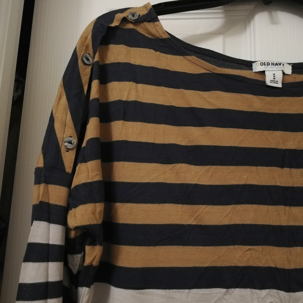 Old Navy shirt